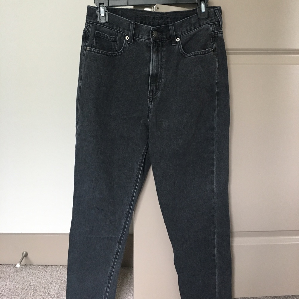 American Eagle Charcoal Mom Jeans